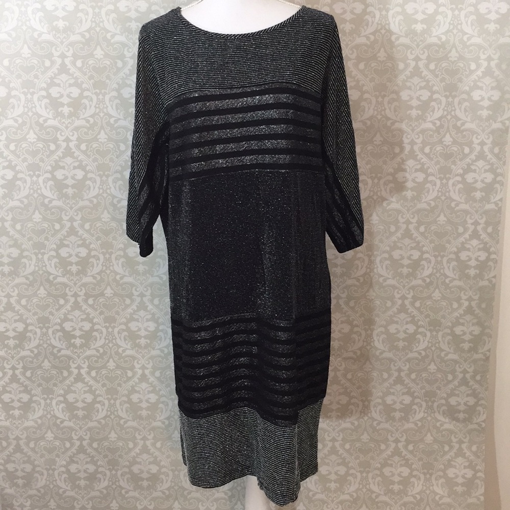 {Roz & Ali} Black & Silver Metallic Midi Dress SzL